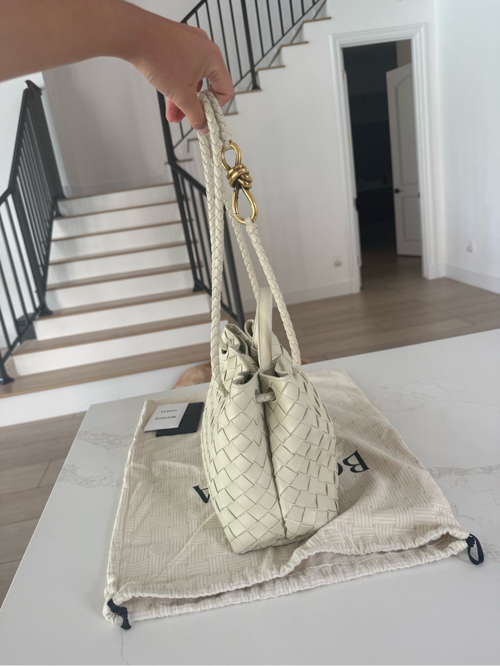 Bottega Veneta Small Andiamo Bag in color “Sea Salt” - Picture 5 of 7